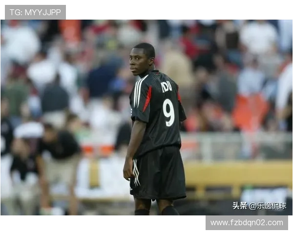 黑人传奇足球明星的辉煌历程与影响力探讨